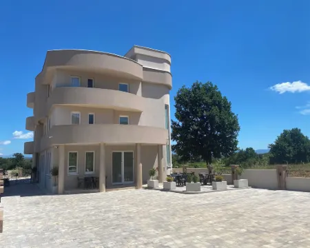 Villa Flowers Hotels in Medjugorje