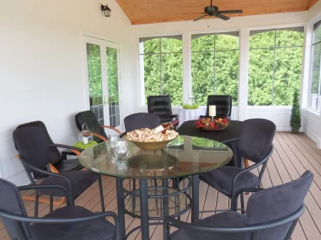 Loudoun Valley Manor