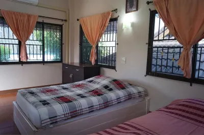 Three Moons Homestay