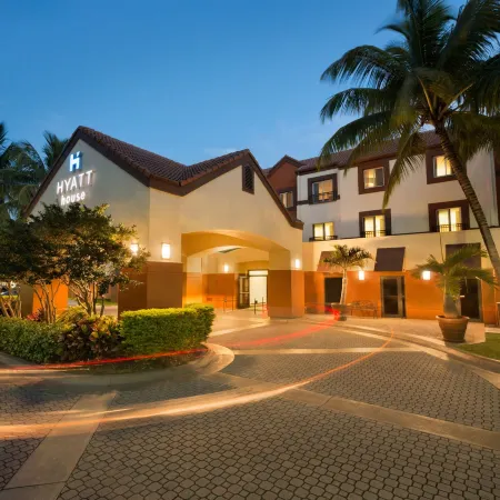 Hyatt House Miami Airport