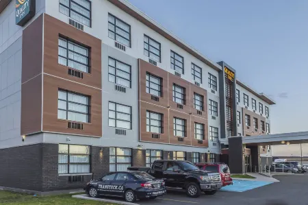 Quality Inn Sept-Iles Отели в г. Сет-Иль
