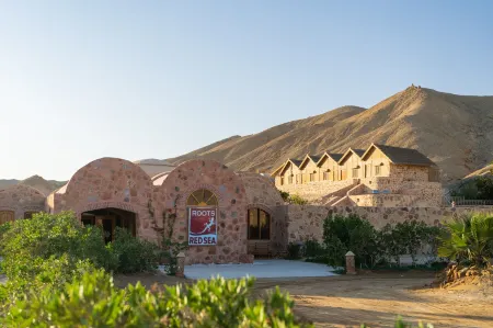 Roots Отели в г. Qesm Al Qoseir