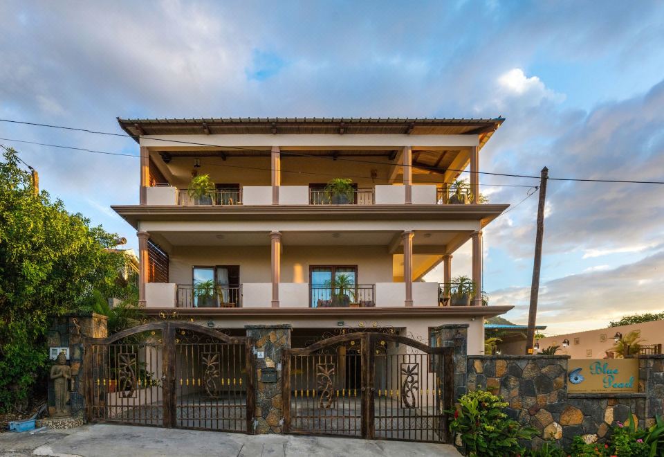 4. 블루 펄 리조트..