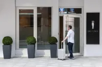 Eric Vökel Boutique Apartments - Hamburg Suites Hotels in Hamburg