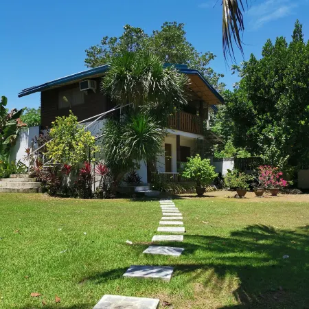 La Vida Hostel Samal Island
