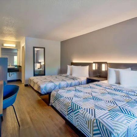 Motel 6 Warren, MI - Detroit East