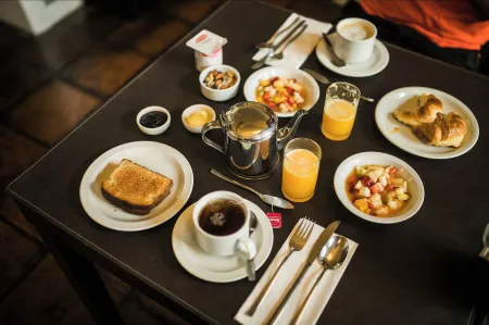 Legado Mitico Salta Hotel Boutique Отели в г. Сальта