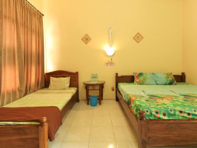 Penginapan Pondok Rizqi Syariah
