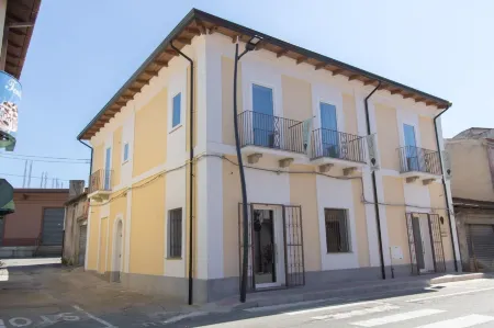 Le Suite Bed & Breakfast - Holiday Home Отели рядом с достопримечательностью «Rosarno»