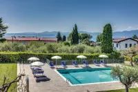 Oleandro Holiday Apartments - Condos