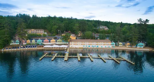 Naswa Resort Hotels in Laconia