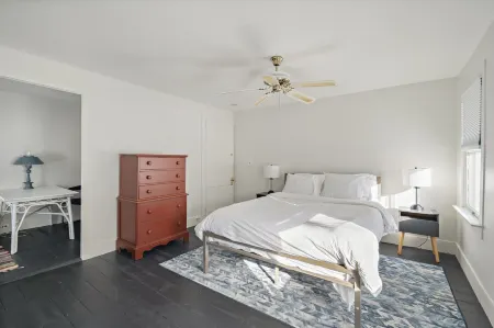 The Brooks Motel Отели в г. Копейк