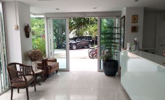 Grand Seven Place