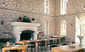 Manastir Alacati Hotel