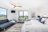 Madsen Retreat Hotels in Penguin