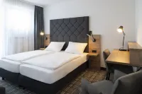 Platzhirsch Hotel Hotels in Bornheim