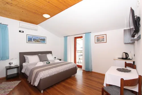 Rooms and Apartment Matosevic - Pensions