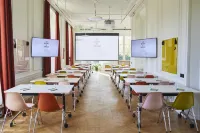 Maison du Val - les Maisons de Campagne Hotels in Saint-Germain-en-Laye