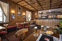 Emma Historic Hotel Hotels in Dobbiaco