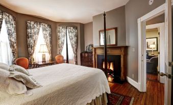200 South Street Inn