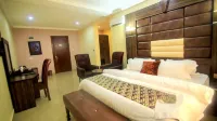Vertex- View Hotel and Suites Hôtels à : Agulu
