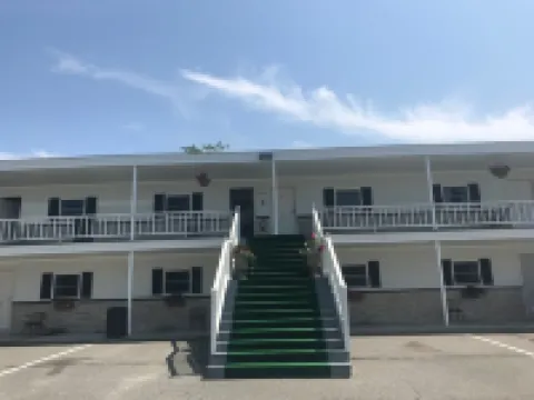 Atlantic Coast Inn Hotels in Ellsworth