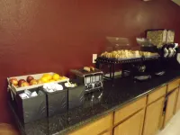 Rodeway Inn & Suites - Bữa sáng