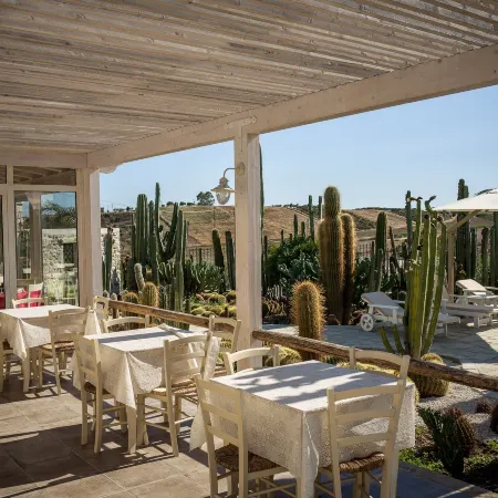 Relais Garden Cactus B&B