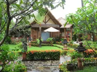 The Villas by Puri Mas Boutique Resort