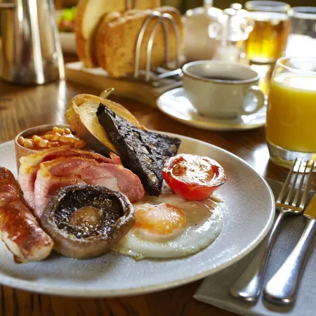 The Plough Inn & Cottages