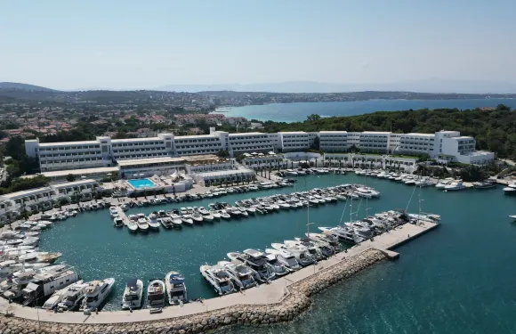 Altin Yunus酒店& Spa