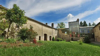 Vvf Château Sur la Vienne Lac de Vassivière Hotels in Nedde