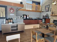 AmericInn by Wyndham Albert Lea - breakfast