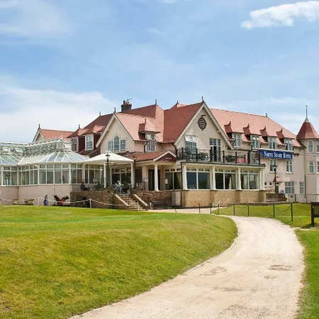 North Shore Hotel
