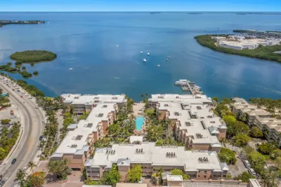 Beachside Resort & Residences Hotels in Key West