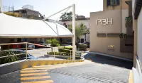 Hotel Portobelo - parking
