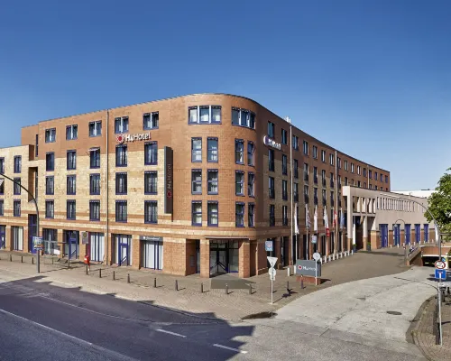 H4 Hamburg-Bergedorf Hotels near Bergedorf