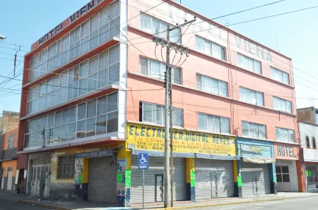 Hotel Viena Отели в г. Ирапуато