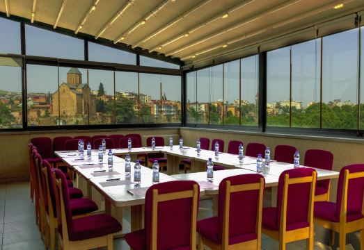 3. 올드 메이단 트..