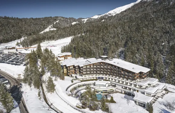 庫爾梅高山酒店 - 您的山區綠洲