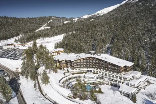 Krumers Alpin – Your Mountain Oasis - Pools