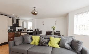 Stunning Contemporary Apartment