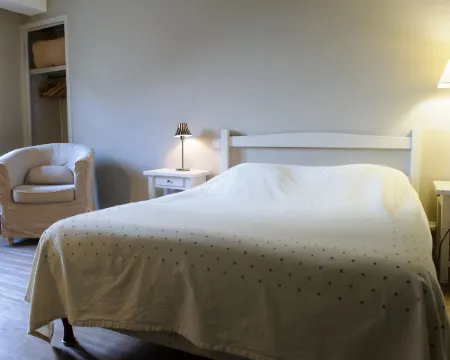 Hôtel les Chevaliers Hotels in Laon