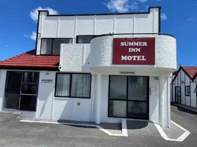 Summer Inn Motel Hotel di Snells Beach
