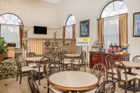 Days Inn & Suites by Wyndham Columbia Airport Hotels in Lexington County