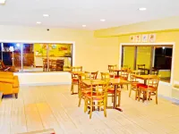 Flagship Inn & Suites Hotels in Groton