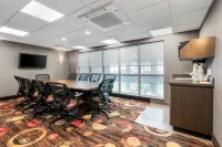 Best Western Plus Eastgate Inn  Suites