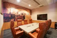 Best Western Plus Paris Saclay - Business