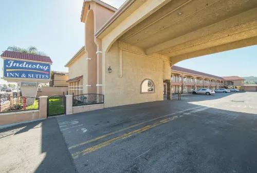 Industry Inn & Suites Hotels in La Puente
