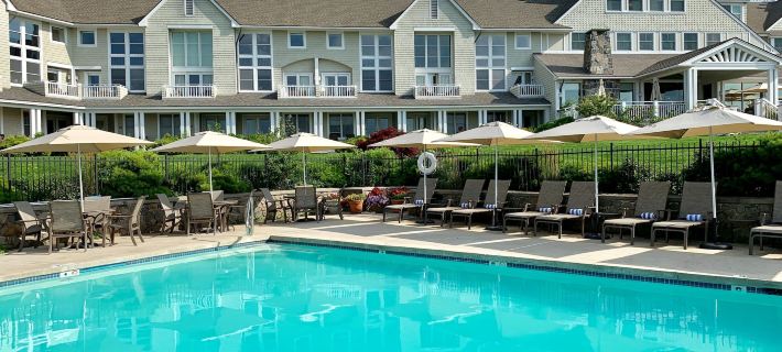 Inn by the Sea Отели в г. Камберленд
